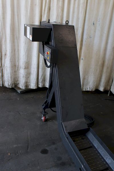 9" X 48" SHINJIN MT TECH INCLINDED CHIP CONVEYOR: STOCK #75472