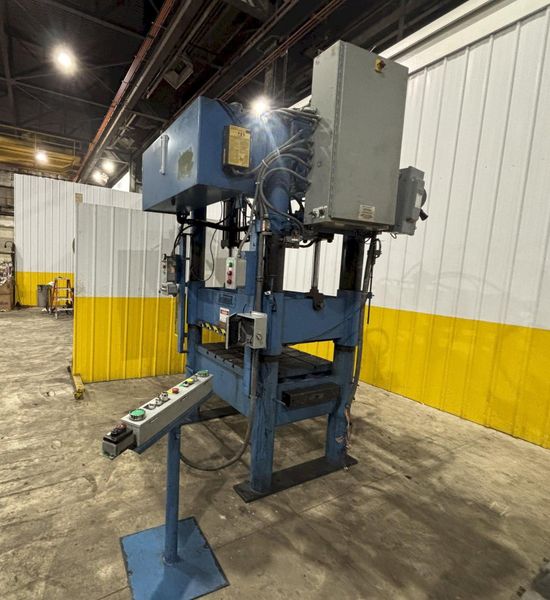 BECKWOOD 4 POST HYDRAULIC PRESS: STOCK #23242
