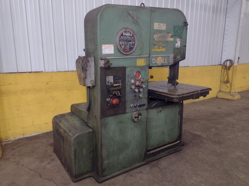 26" DOALL MODEL #26-4 CONTOUR-MATIC VERTICAL HIGH SPEED BAND SAW: STOCK 18313