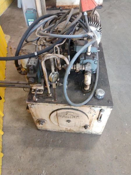 20 HP OILGEAR / RELIANCE MODEL #PVW2SLSAYCNNN PUMP & HYDRAULIC POWER UNIT: STOCK #14981