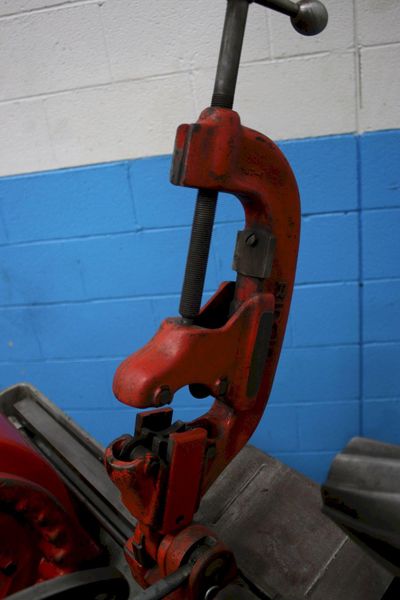 4" RIDGID MODEL #444 PIPE & BOLT THREADER: STOCK 76018
