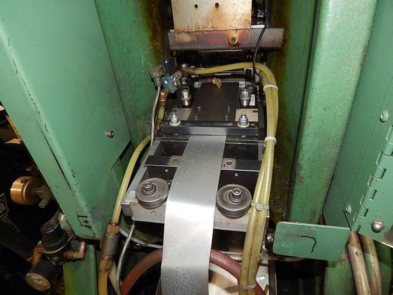18 TON L AND J 18 O.B.I. Press