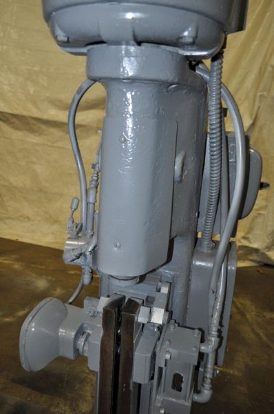 GRANT ORBITAL SPIN RIVETER MODEL 220