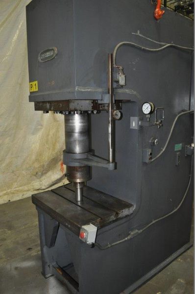 100 TON GREENERD HYDRAULIC PRESS