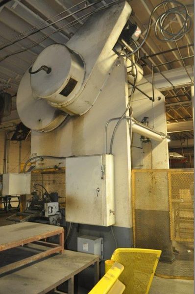 225 TON NIAGARA  DOUBLE CRANK GAP FRAME PRESS