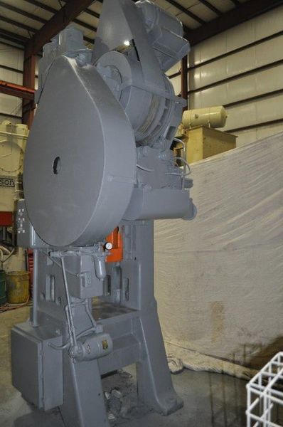 250 TON MINSTER KNUCKLE JOINT PRESS