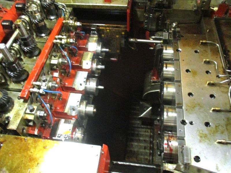 Sacma Model SP-660-AL 5 Die Cold Former