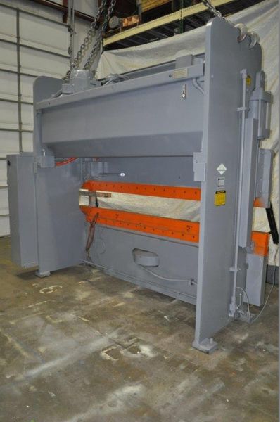 90 TON x 10' CINCINNATI HYDRAULIC PRESS BRAKE