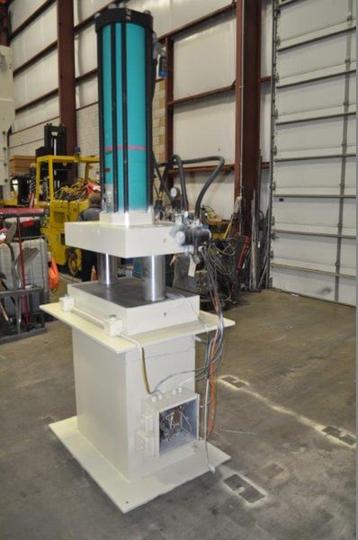 100 TON TOX - PRESSOTECHNIK AIR OVER HYDRAULIC PRESS