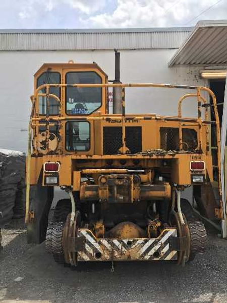 4300 TM TRACKMOBILE