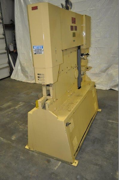 100 TON GEKA HYDRA CROP 100 - S PUNCH