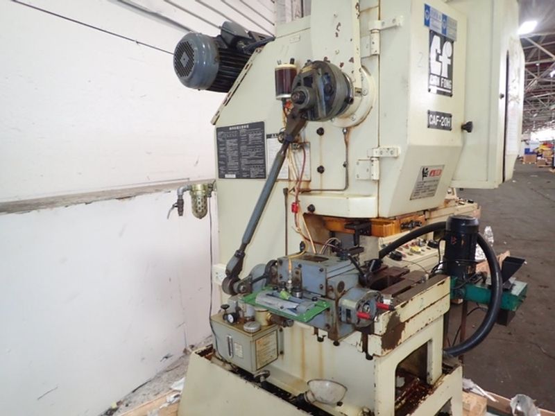 20 TON CHIN FONG GAP FRAME PRESS