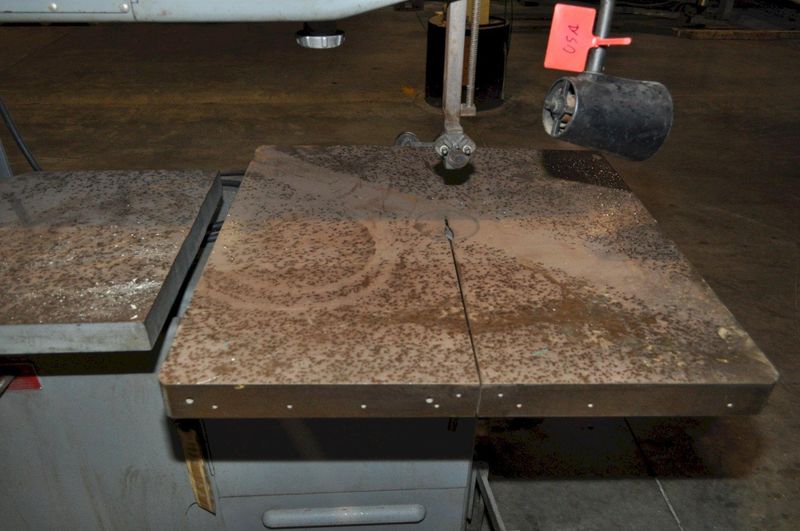 36" DOALL VERTICAL BANDSAW