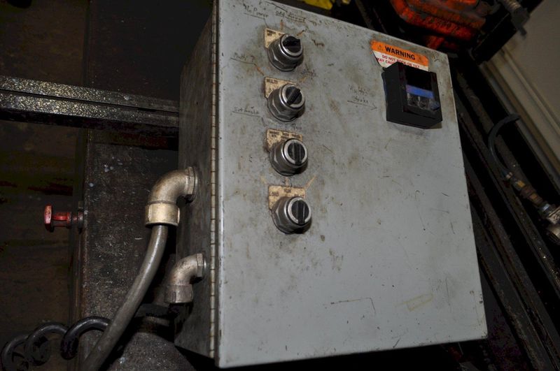 36" X 36" X .150" DALLAS AIR FEEDER STRAIGHTENER