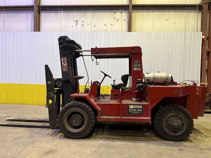 30,000 LB TAYLOR MODEL #TC22 OUTDOOR YARD FORK TRUCK: STOCK #18137