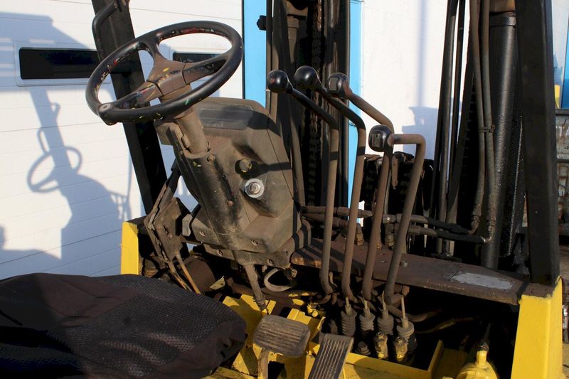 8000 LBS CATERPILLAR PROPANE FORKLIFT: STOCK #75938