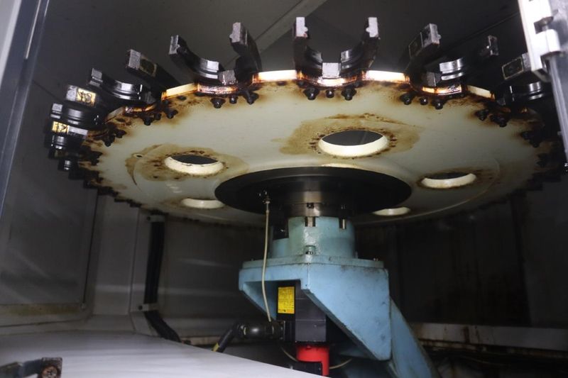 Makino V56 Vertical Machining Center, 30K RPM Spindle, 25 Station ATC, TSC, HSK-63 Taper- Auction Item
