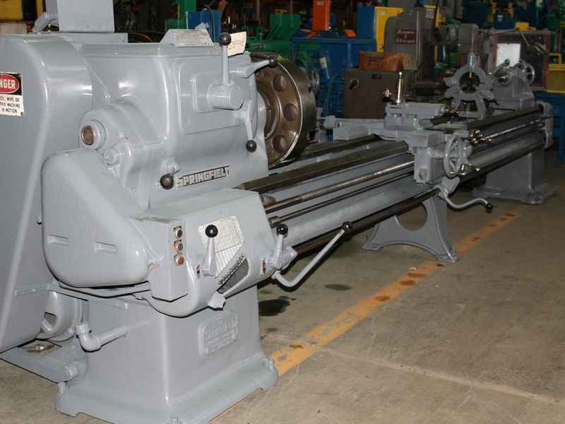 32" X 132" SPRINGFIELD ENGINE LATHE: STOCK #58998