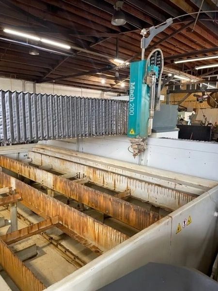 Flow Mach 200 4020 Pivot+ 6.6′ x 13.1′ CNC Waterjet (2020)