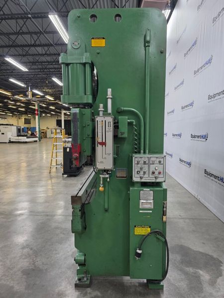 Cincinnati CB 135 Ton x 12′ Hydraulic Press Brake