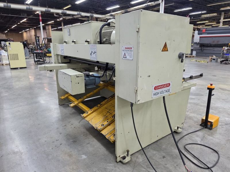 U.S. Industrial USHS625 6′ x 1/4″ Hydraulic Shear
