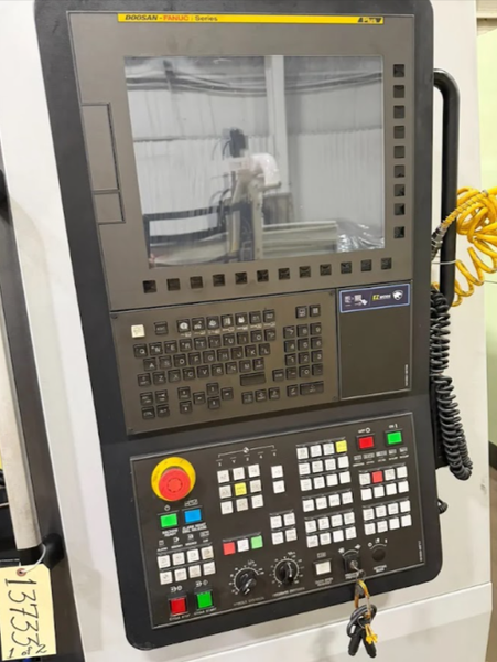2022 Doosan DNM 6700 Vertical Machining Center (#6050)