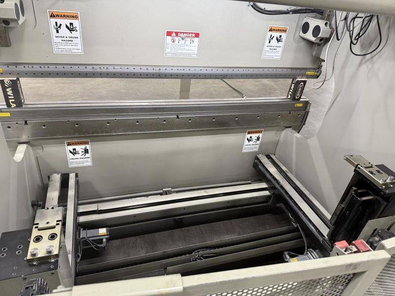 2005 Accurpress Accell 5908 Press Brake (#6070)