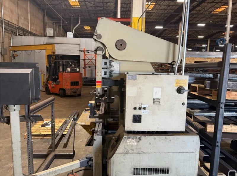1999 Accurpress 71308 Press Brake (#6059)