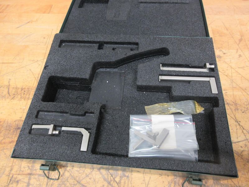 Federal 99P-20 Internal Groove/Diameter Gage 3.5" Reach 3" Range and .0005" Indicator, with Spare Arms and Metal Carry Case- Auction Item