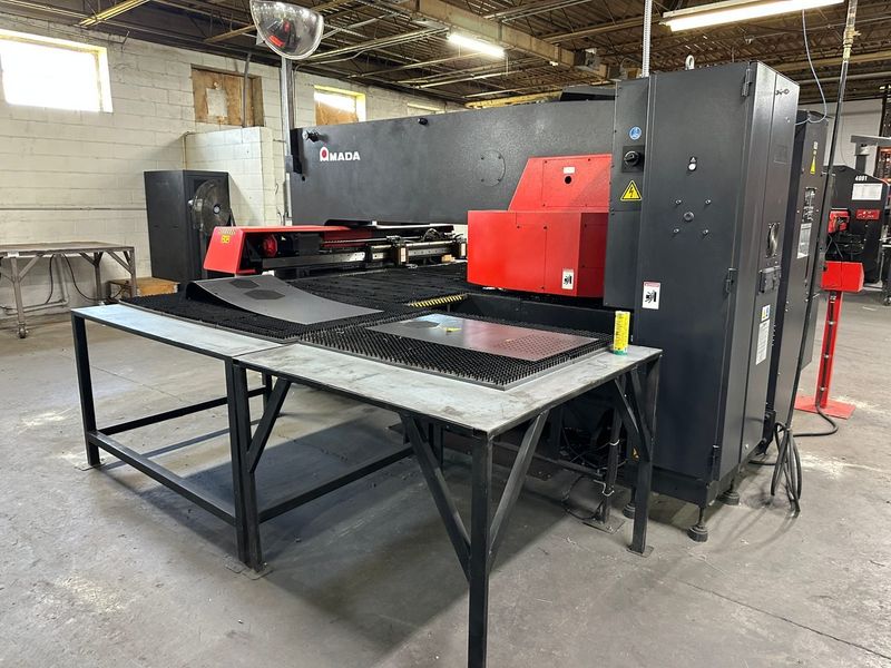 Amada AE 225NT 22 Ton CNC Turret Punch (2014)