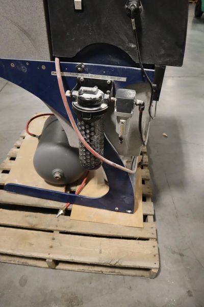 Comco CTR200-1 Pro Center Plus Micro-Abrasive Blast Workstation with Air Tank- Auction Item