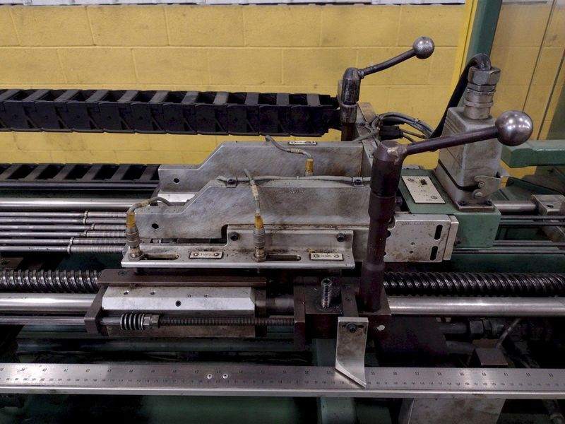BURR OAK MODEL #VBHB RETURN TUBE BENDER & MODEL #MTCO STRAIGHTENER FEEDER: STOCK #15868