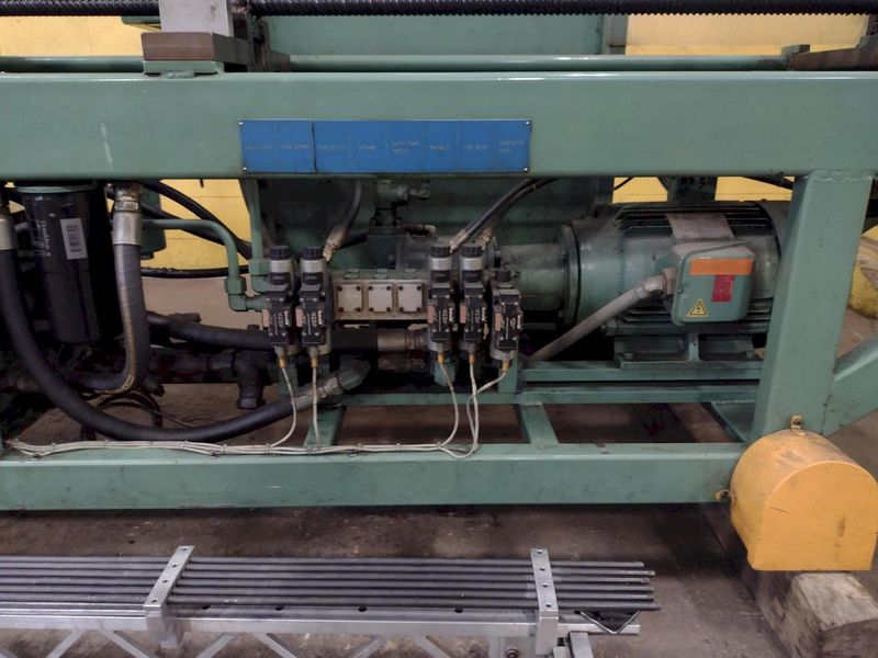 BURR OAK MODEL #VBHB RETURN TUBE BENDER & MODEL #MTCO STRAIGHTENER FEEDER: STOCK #15868