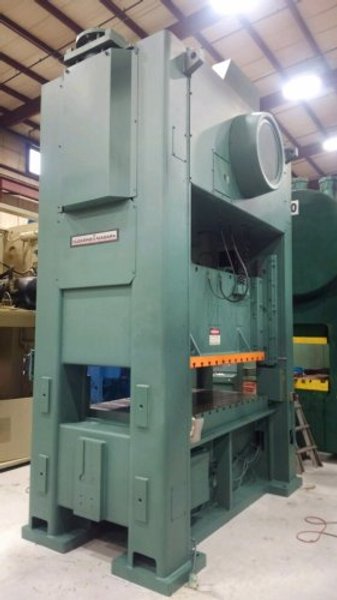 300 Ton Clearing/Niagara SE2-300-84-48UH, 8"Str, 32"SH, 35-70 VSPM, Windows, Flr Std, '96