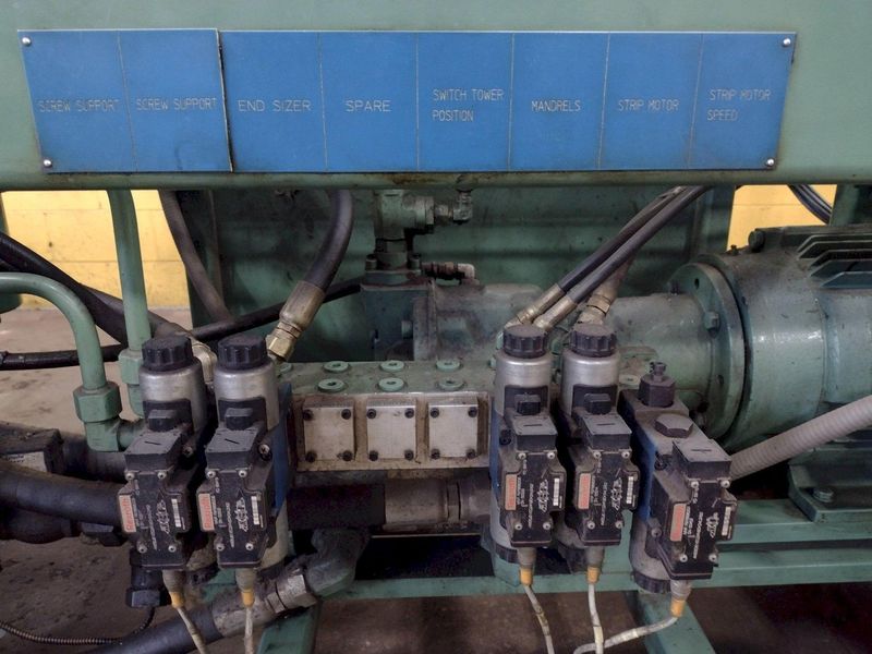 BURR OAK MODEL #VBHB RETURN TUBE BENDER & MODEL #MTCO STRAIGHTENER FEEDER: STOCK #15868