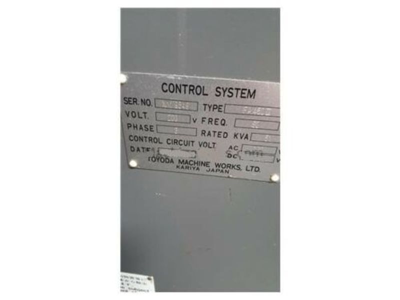 FANUC 16i-M CONTROL, 14,000 RPM, 1 Degree 4TH AXIS, 30 HP, 62 ATC, CAT-40, UNDER POWER & RUNNING Thru Spindle Coolant needs to be reconnected but is included ..Spindle noisy over 8K RPMs