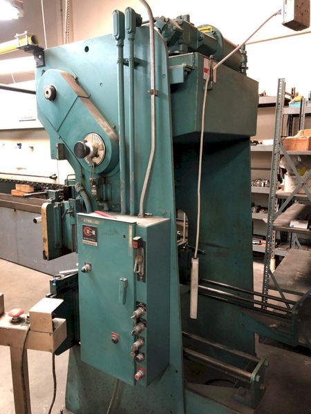 20 Ton x 4' Wysong H-2052 Hydra-Mechanical Press Brake
