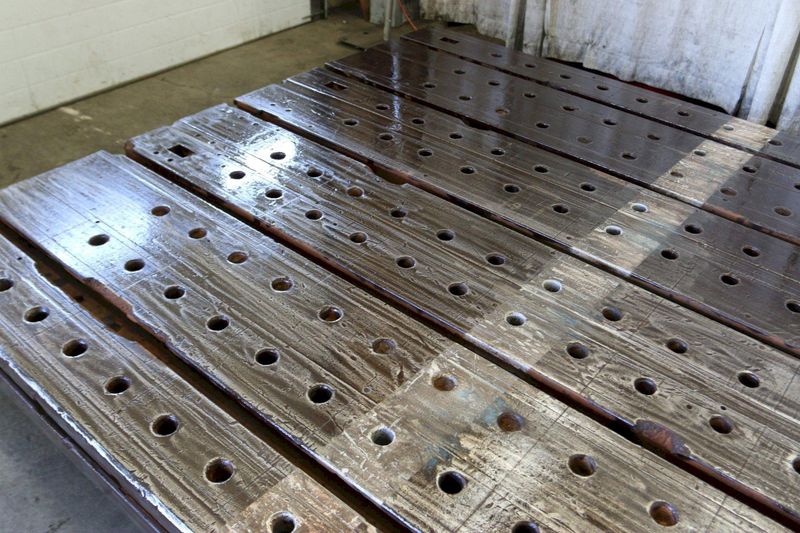 181' X 86' T SLOTTED FLOOR PLATE: STOCK #70834