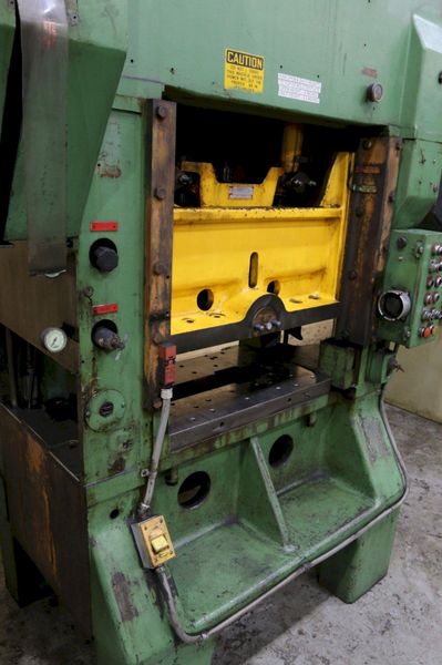 45 TON L & J SSDC PRESS: STOCK #71087