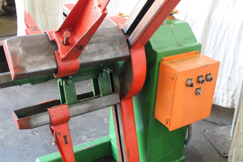 1000 LB  X 18' AMERICAN STEEL LINE MOTORIZED COIL REEL: STOCK #72221