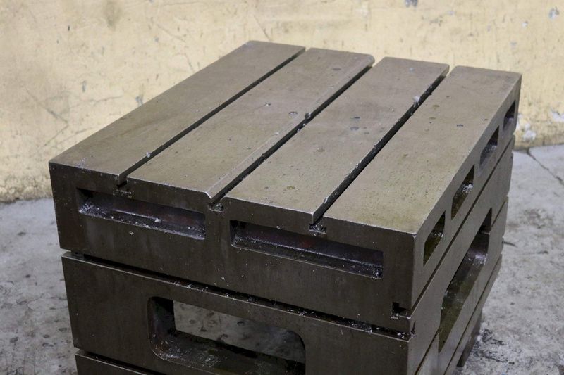 36' X 30' X 30' CUSTOM BOX DRILL TABLE: STOCK #73089