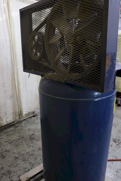 5 HP CAST AIR COMPRESSOR COMPANY AIR COMPRESSOR: STOCK 73346
