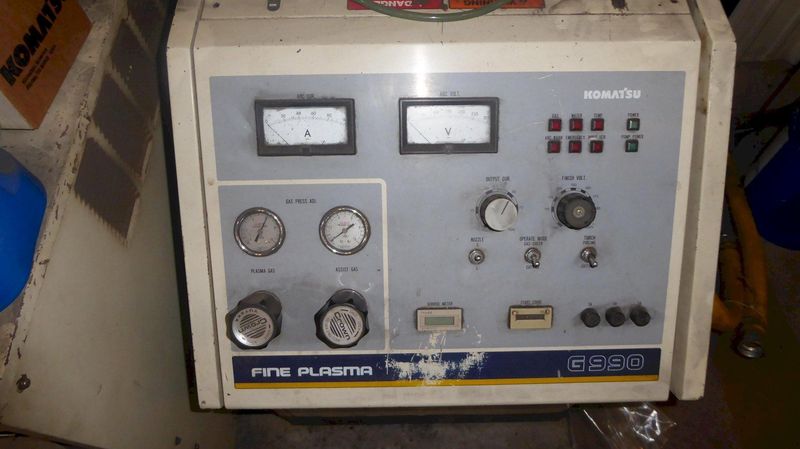 Used Komatsu 90 Amp Plasma Cutter 5' x 10' Table