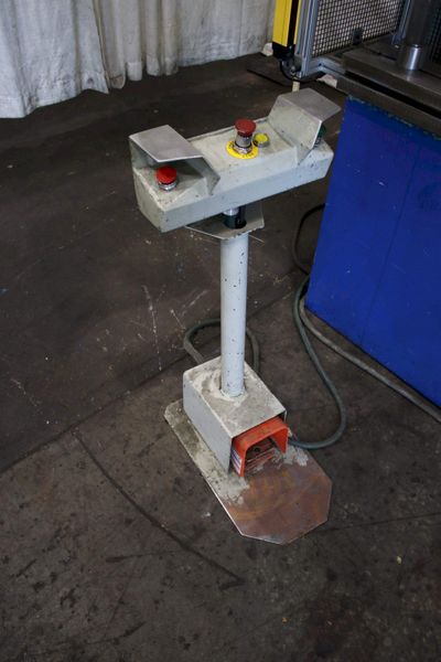 Darley 80-Ton x 100" Hydraulic Brake