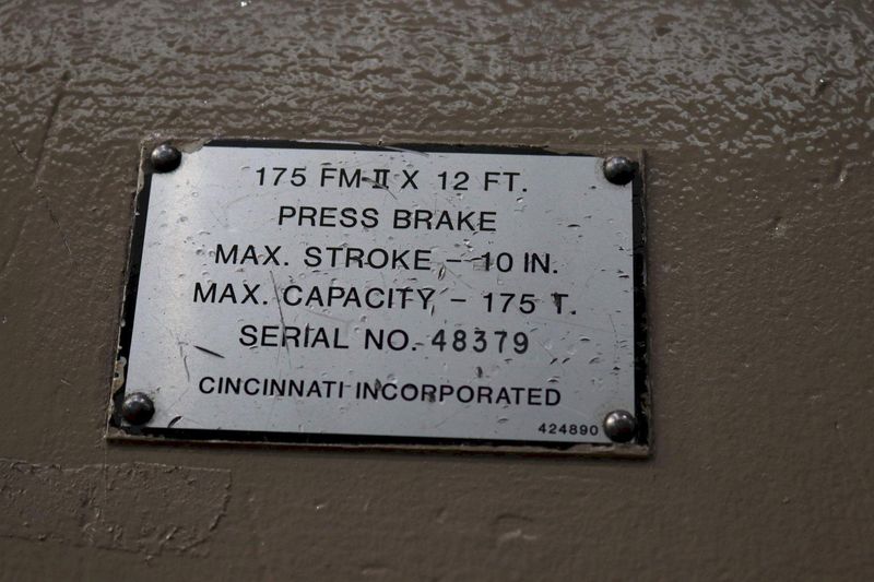 175 TON X 14' CINCINNATI FORMASTER II CNC HYDRAULIC BRAKE: STOCK #73093