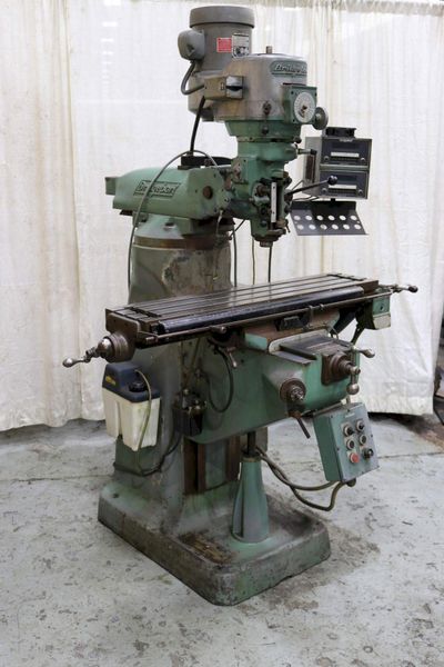 1-1/2 BRIDGEPORT VERTICAL RAM TYPE MILL: STOCK 73028
