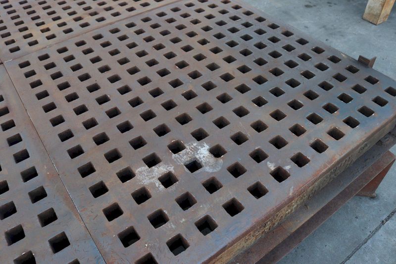 8' X 8' ACORN WELDING TABLE: STOCK #72752