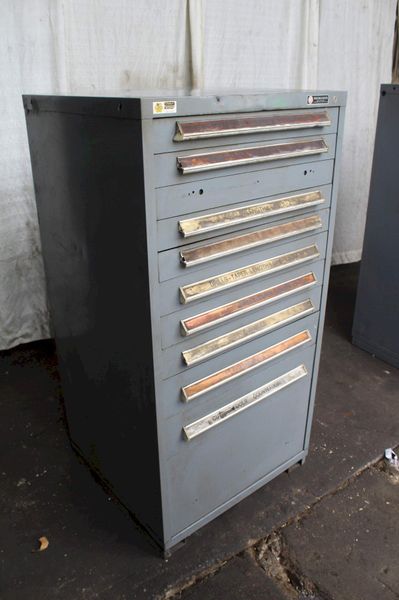 10 DRAWER VIDMAR CABINET: STOCK #72071