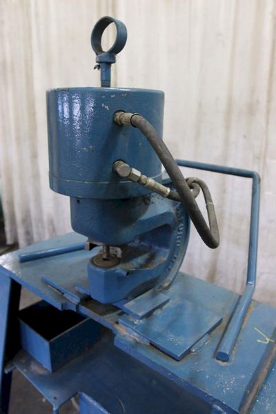 70 TON WA WHITNEY HYDRAULIC C FRAME FLANGE PUNCH & POWER UNIT: STOCK #69221