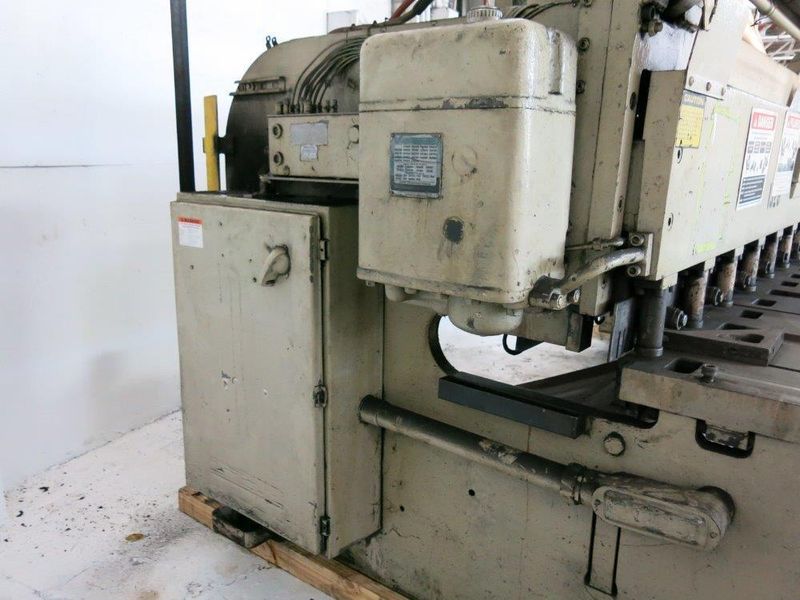10' X 1/4" CINCINNATI POWER SQUARING SHEAR: STOCK #68163
